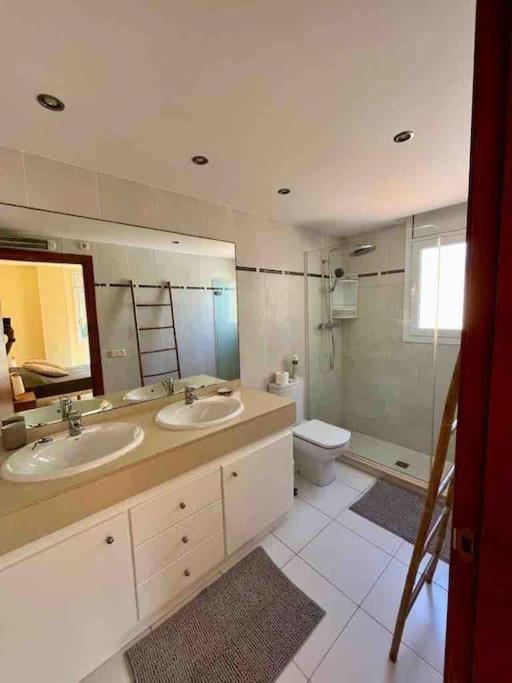 Appartement Cosy Bord De Mer Ля Эскала Экстерьер фото